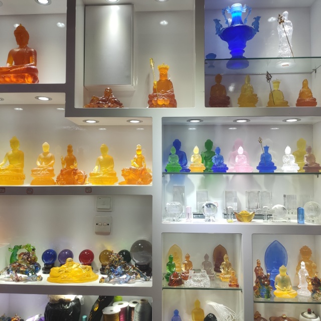 Hongyu Handicrafts Shop describe pic - 1