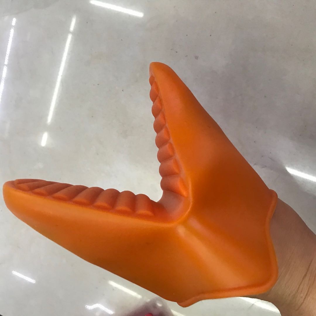 硅胶隔热手套微波炉手套提盘夹套提菜防烫夹耐高温家用取盘夹神器产品图