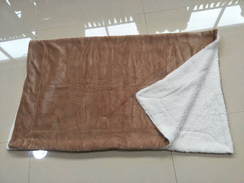 Flannel Blanket details Picture