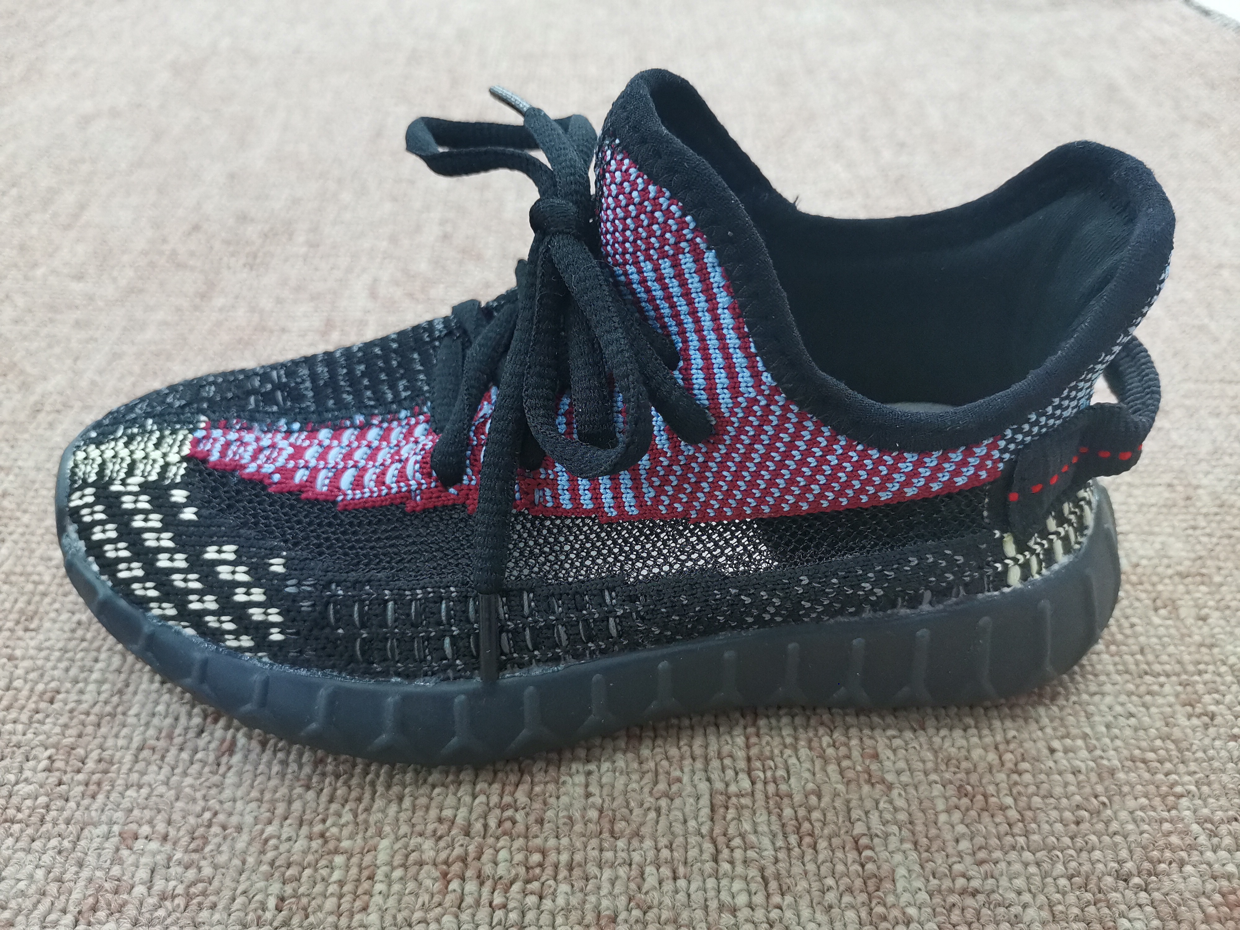 Yxt-2219 Yixian Tong Casual Breathable Shoes For Men And Women