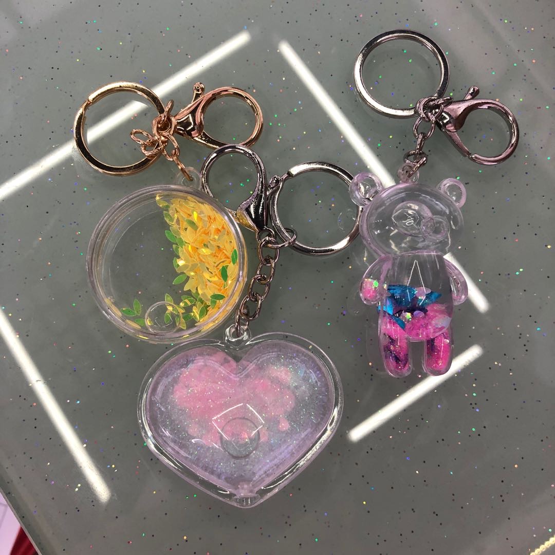 Girlish heart, flowing sand, pink, blue crystal heart keychain, crystal cute little gift, oiled schoolbag pendant, Zhehui Craftsmanship 02