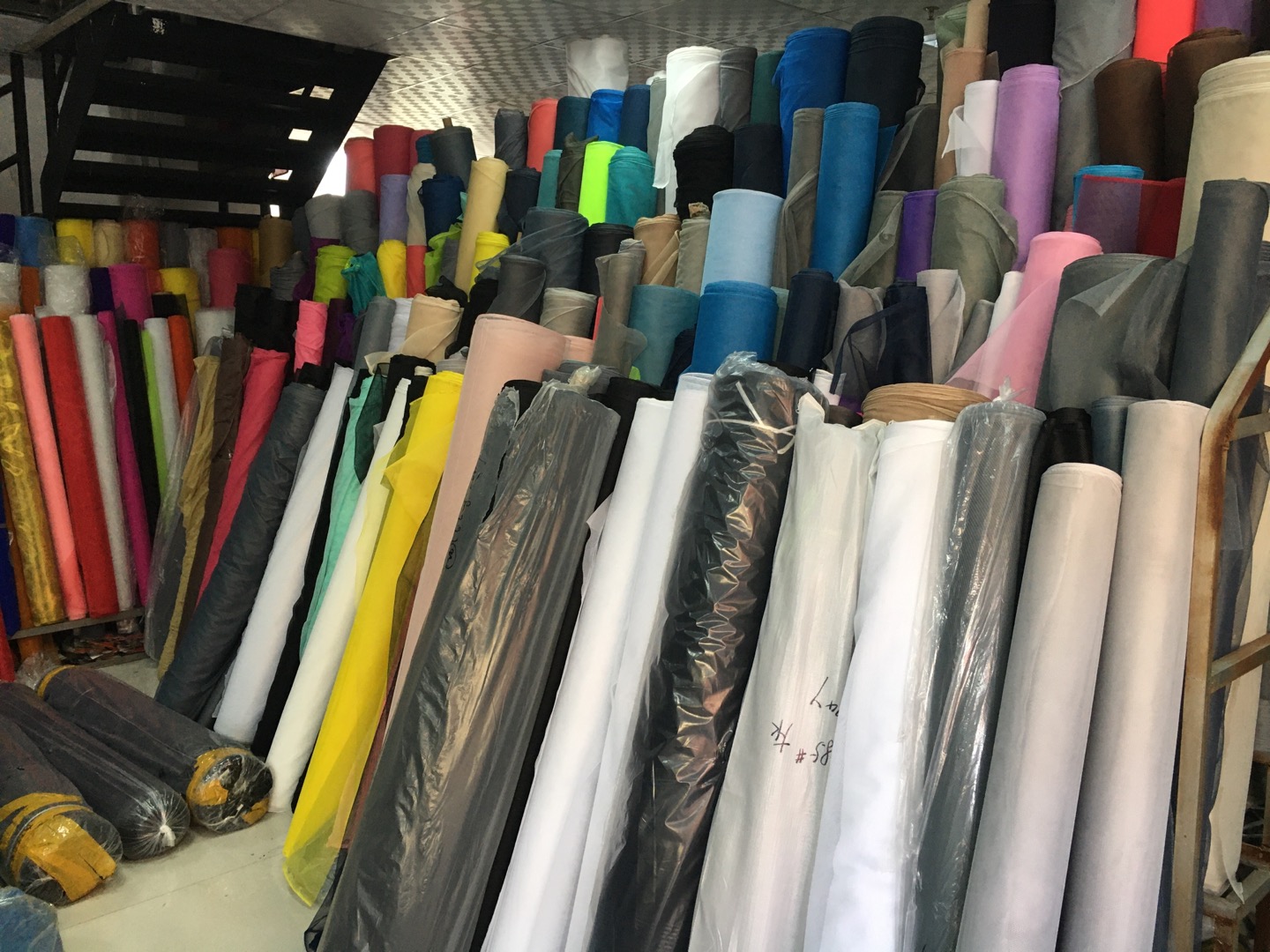 Yiwu Jiawei Bag Materials Mesh Fabric describe pic - 1