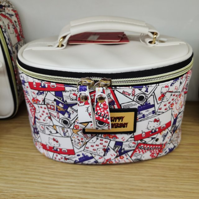 HelloKitty Kitty Kitty cat makeup bag multi-function portable cylinder large capacity cartoon waterproof storage bag thumbnail