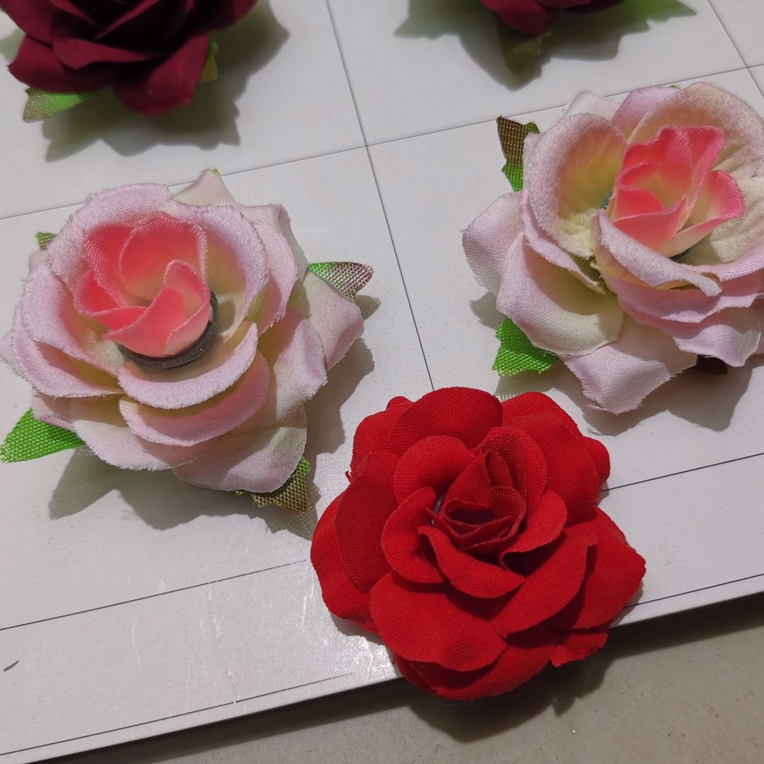 仿真玫瑰花单只可做胸针花带叶玫瑰婚礼饰品细节图