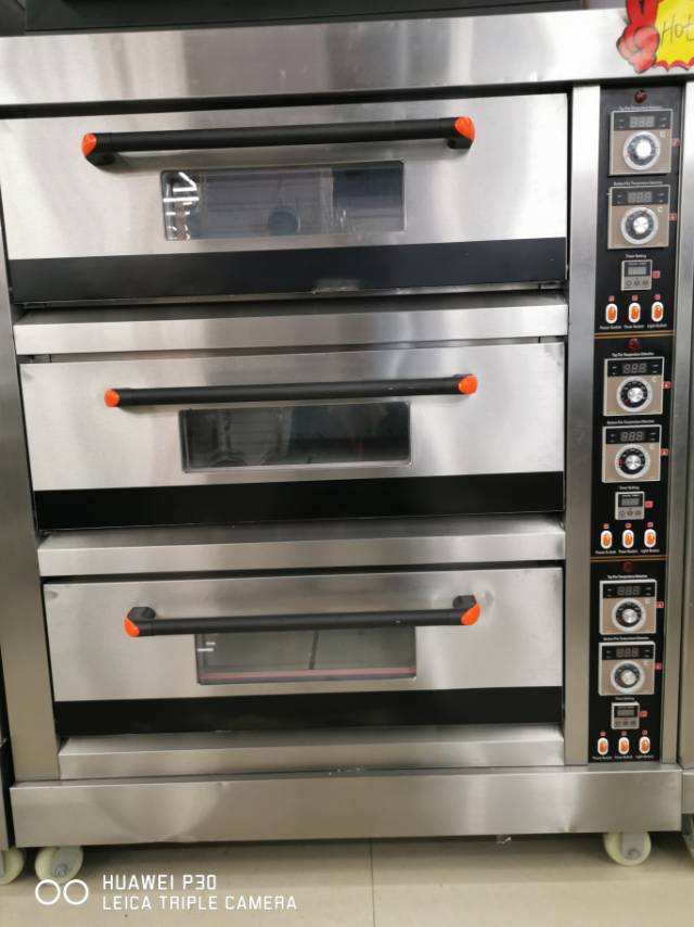 Ovens Commercial large capacity ovens bake pizza ovens bread large electric ovens cake ovens