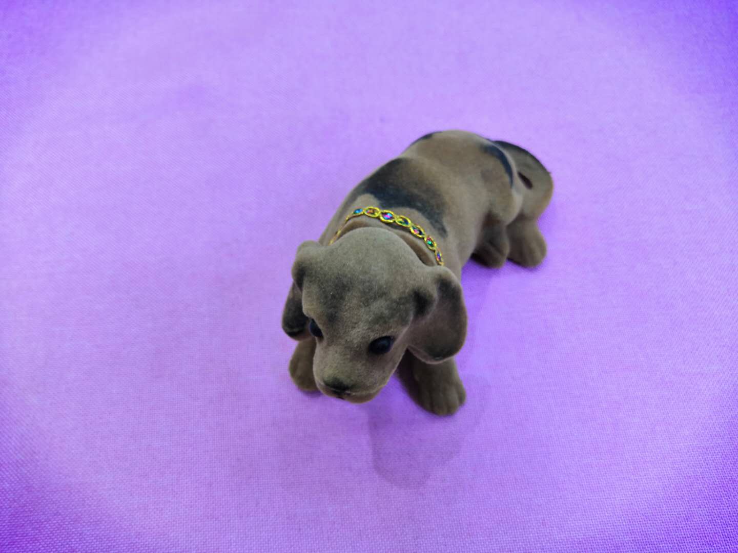 18*8cm多功能名犬玩具车载车用汽车装饰摇头狗模型玩具