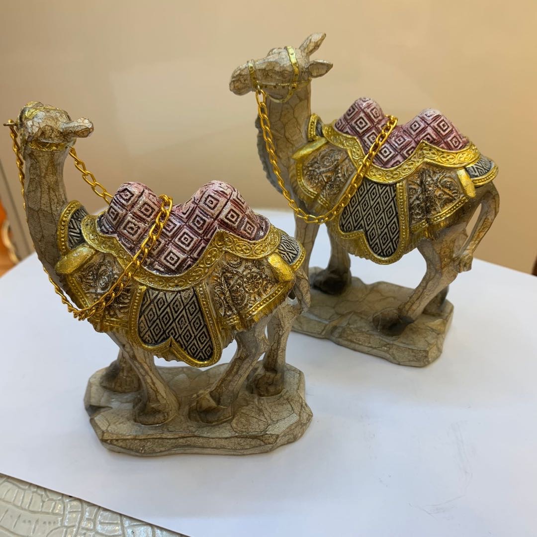 树脂工艺品金箔骆驼摆件家居装饰品办公室玄关摆件产品图
