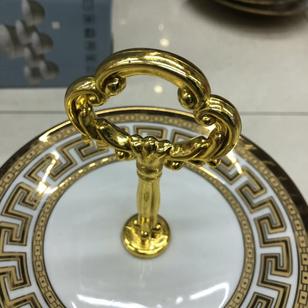 时尚轻奢风格纯陶瓷镀金串盘细节图