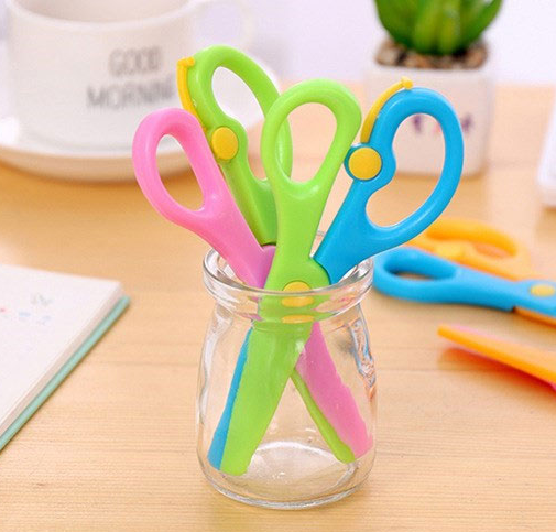 儿童手工剪刀不伤手塑料幼儿安全剪刀学生剪纸直线防夹手助力剪刀