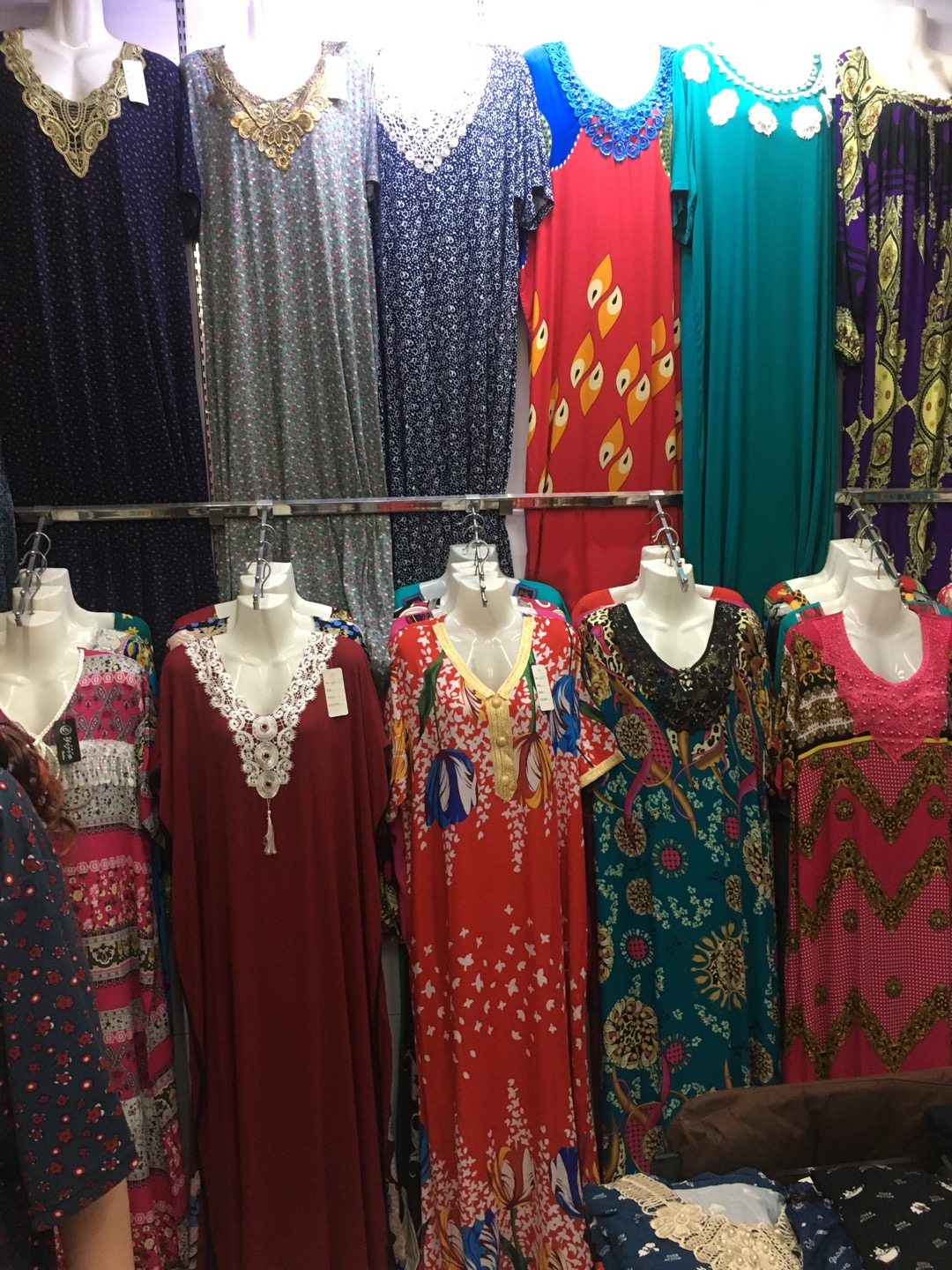 Honor Clothing describe pic - 3