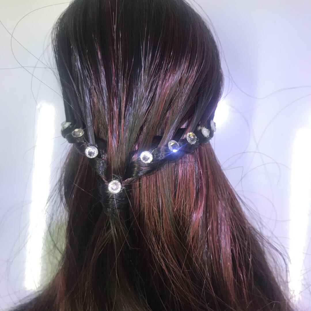 Yiyang Hair Accessories B2-4055 Chemical Fiber Bright Diamond Grab Clip ponytail wig details Picture
