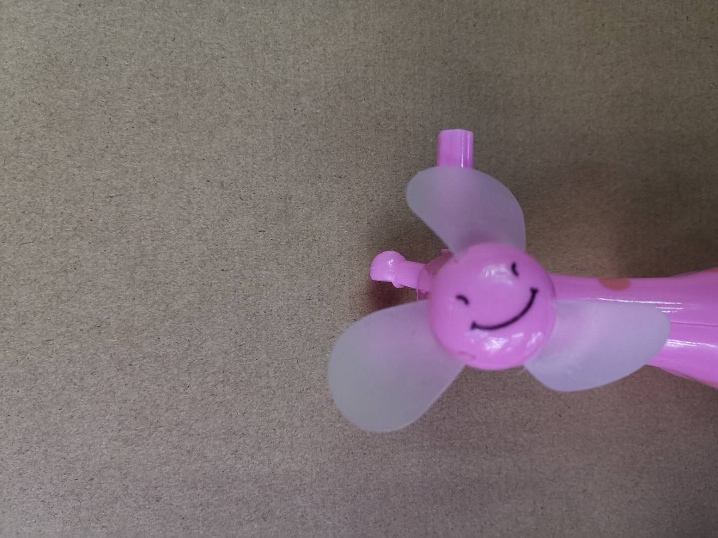 抖音同款卡通手压手持小风扇学生便携式手持网红风扇创意手动小鹿细节图