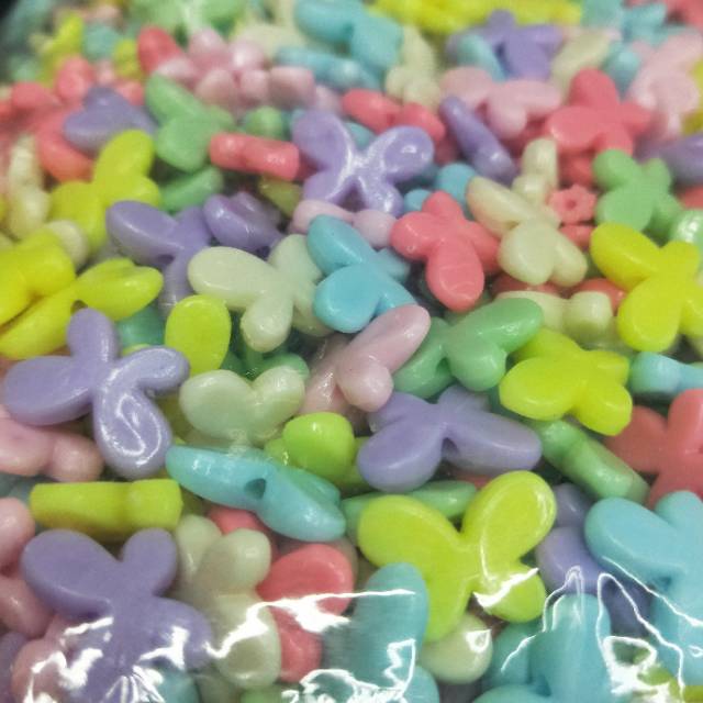 ثقب زينة غيارها ─ يا (آبز)، أحضر الفراشة details Picture