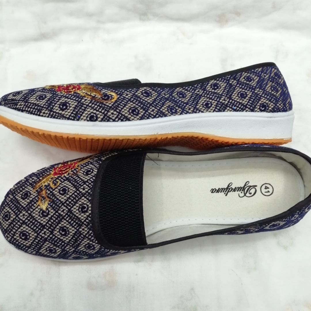 Cirrus Chequer Tattoo Flower New Cloth Shoes Women Work Field Work Anti-Slip Wear-Resistant Soft Sole Single Shoe Rubber Shoes Tendon Sole Shoes For The Elderly Specification drawing