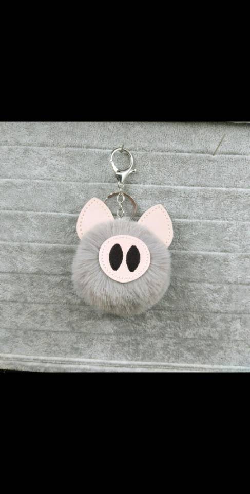 Pig-shaped imitation rex rabbit hairball keychain bag with zodiac sign pig Specification image