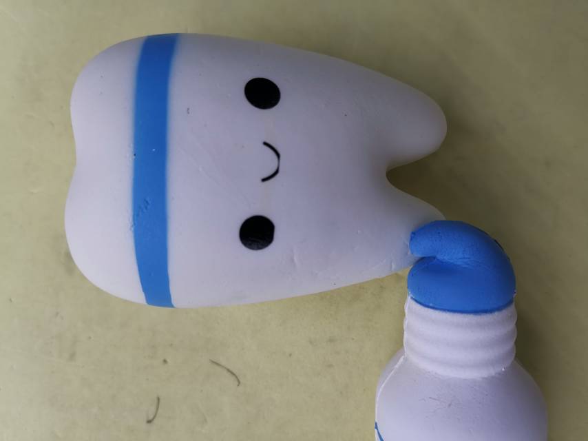 牙齿牙膏卡通造型组合慢回弹仿真玩具减压挤压揉虐放松心情细节图