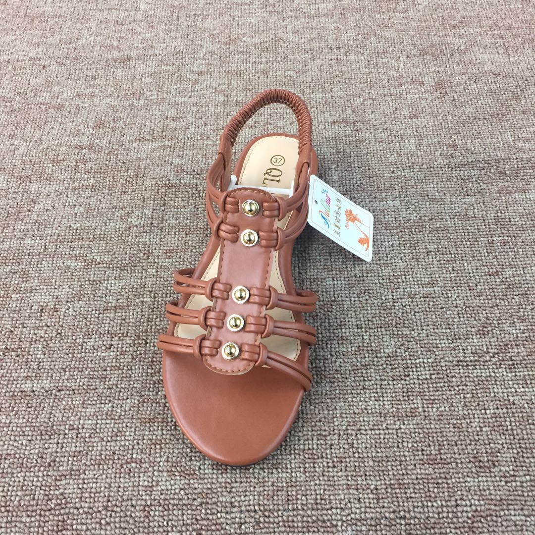 2020 Summer New Women's Flat Mid-Heel Fashion Casual Sandals