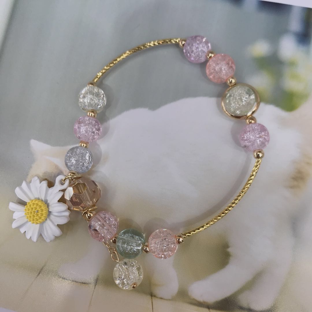 White temperament versatile little Daisy bracelet fresh girl student forest chain web celebrity sweet crystal bracelet Specification drawing