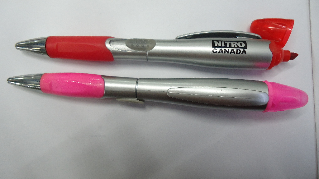 两头笔一头荧光笔圆珠笔