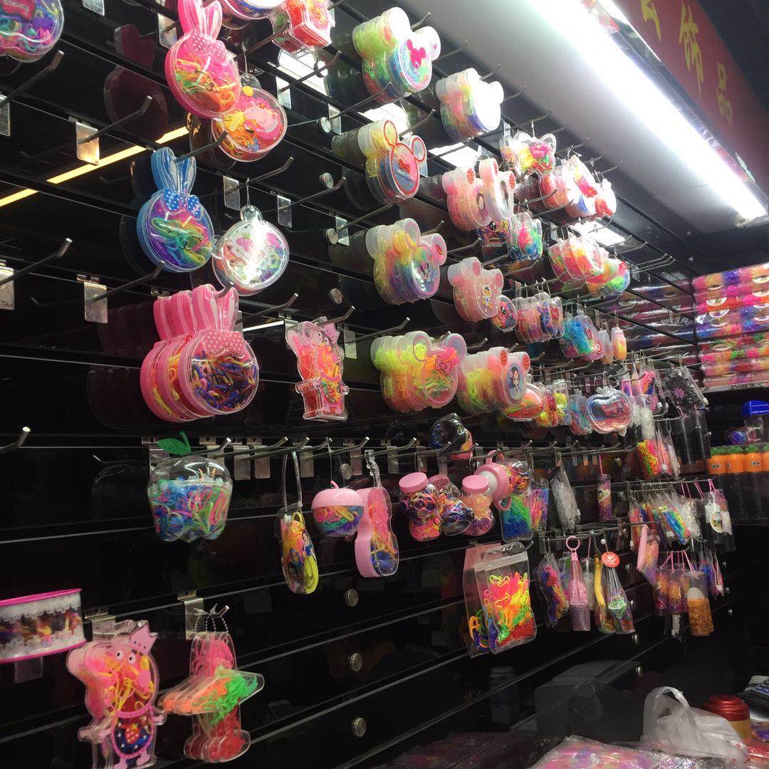 Yiwu Fanyun Accessories Factory describe pic - 1
