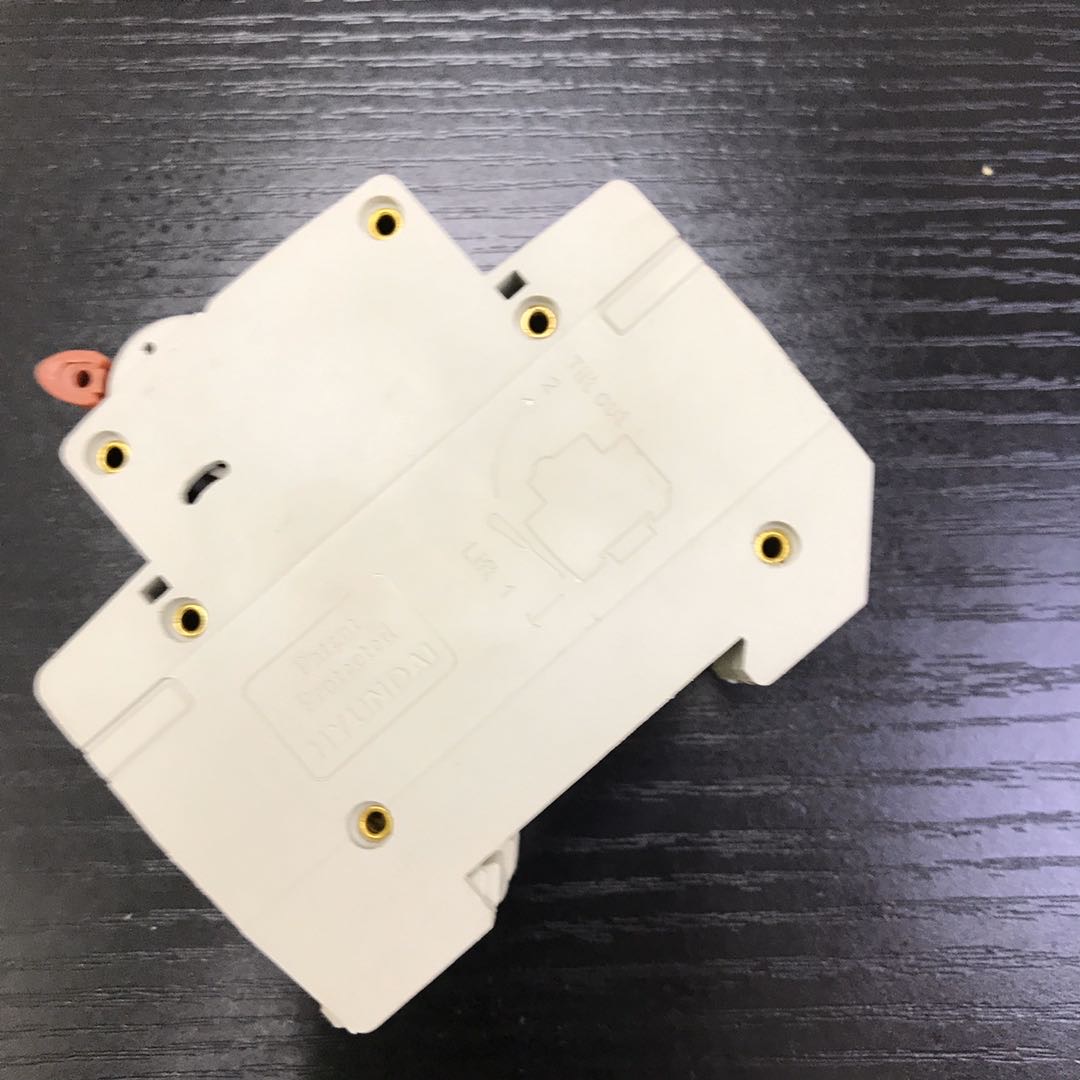 Industrial waterproof leakage and overload protection switch details Picture
