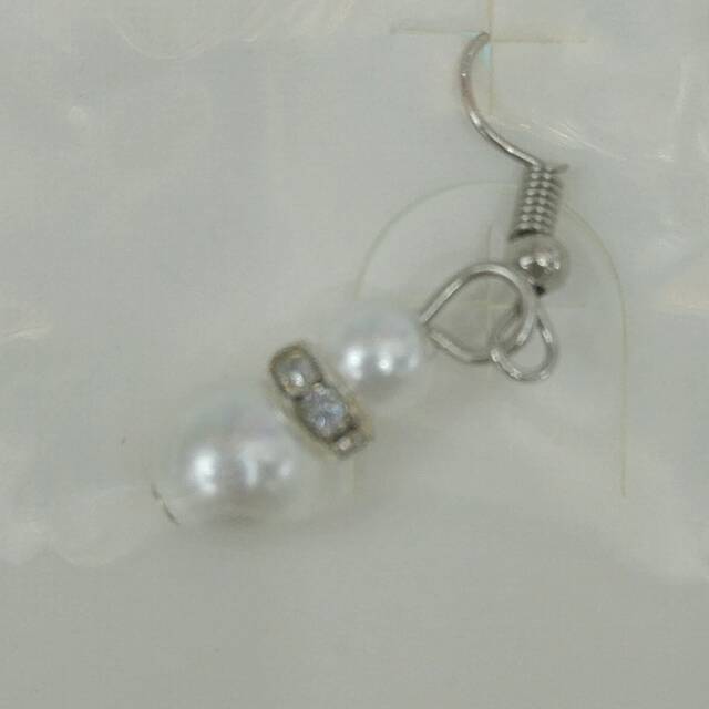 Three-piece set of jewelry, earrings, bracelet, necklace, trendy imitation pearl jewelry set, internet-famous pearl jewelry Specification image