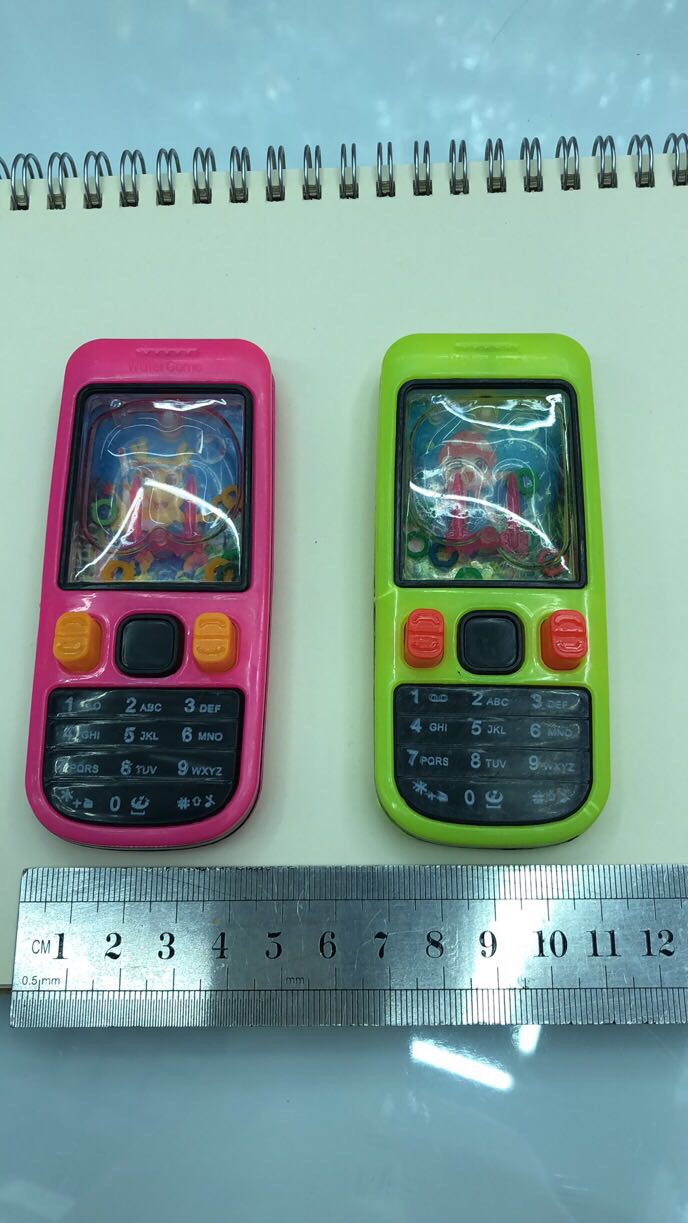Children's Toys: Nostalgic Classic Water-Cooled Fake Mobile Phone Model Ring Toys For The 80S And 90S Generations details Picture