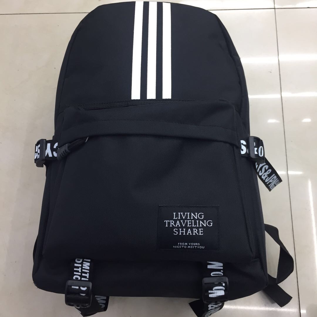 男款休闲包双肩包背包运动包厂家直销