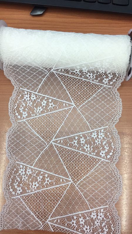 Fujian lace-trimmed clothing and accessories, fine eyelash fabric, new style, white flower edge factory direct sales