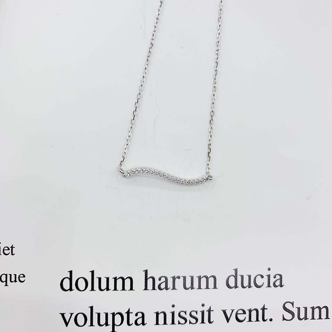 قلادة فضية صافية تشبه الثعابين Specification image
