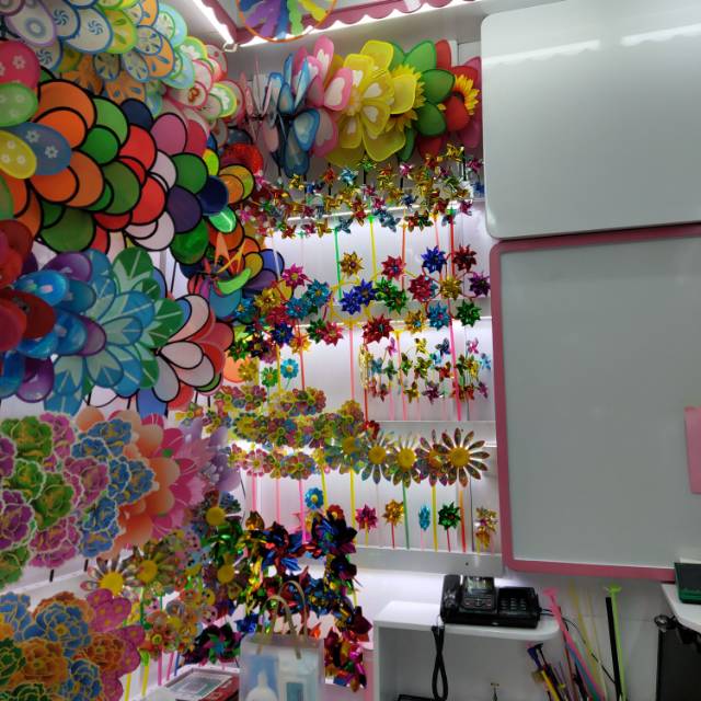 A windmill balloon club in the morning