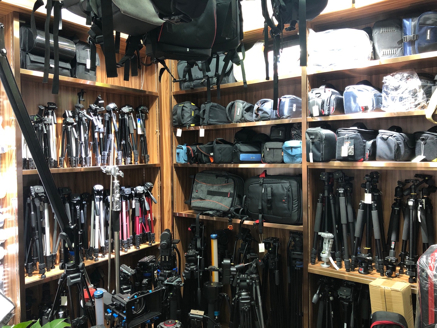 Oulai Shi Film and Television Equipment Co., LTD describe pic - 3