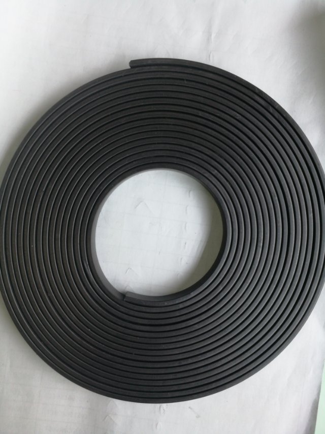 纱窗黑色磁条批发