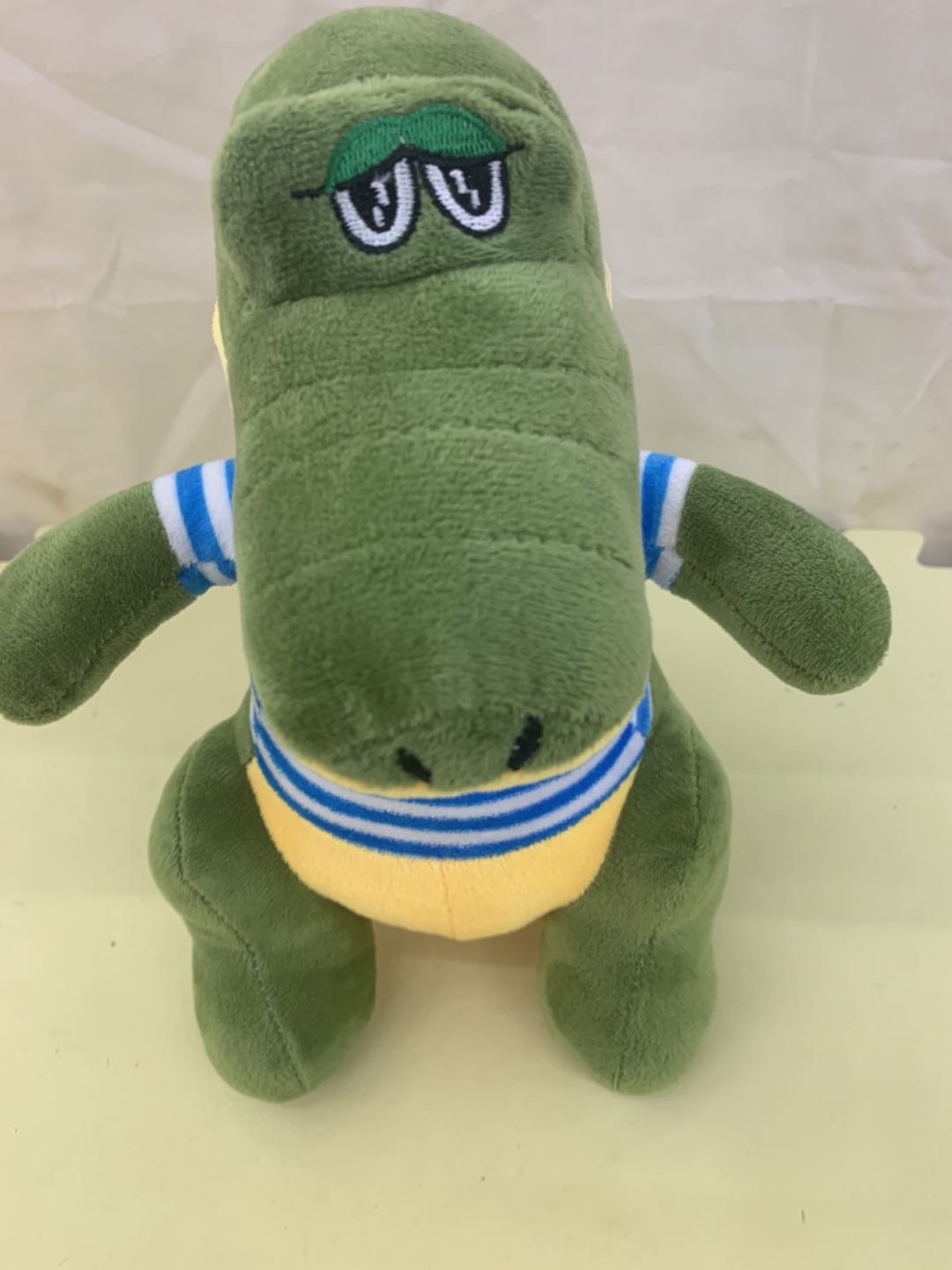 Crystal super soft crocodile plush toys for children, girls and home decorations details Picture