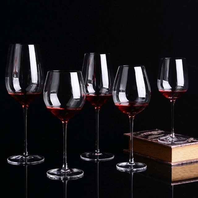 Manufacturer direct selling environmental cup glass pinot noir wine glass high borosilane glass set transparent wholesale gift customization