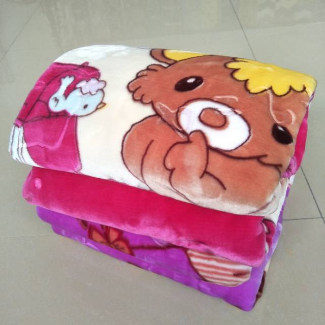 Cute Cartoon Cloud Blanket For Children