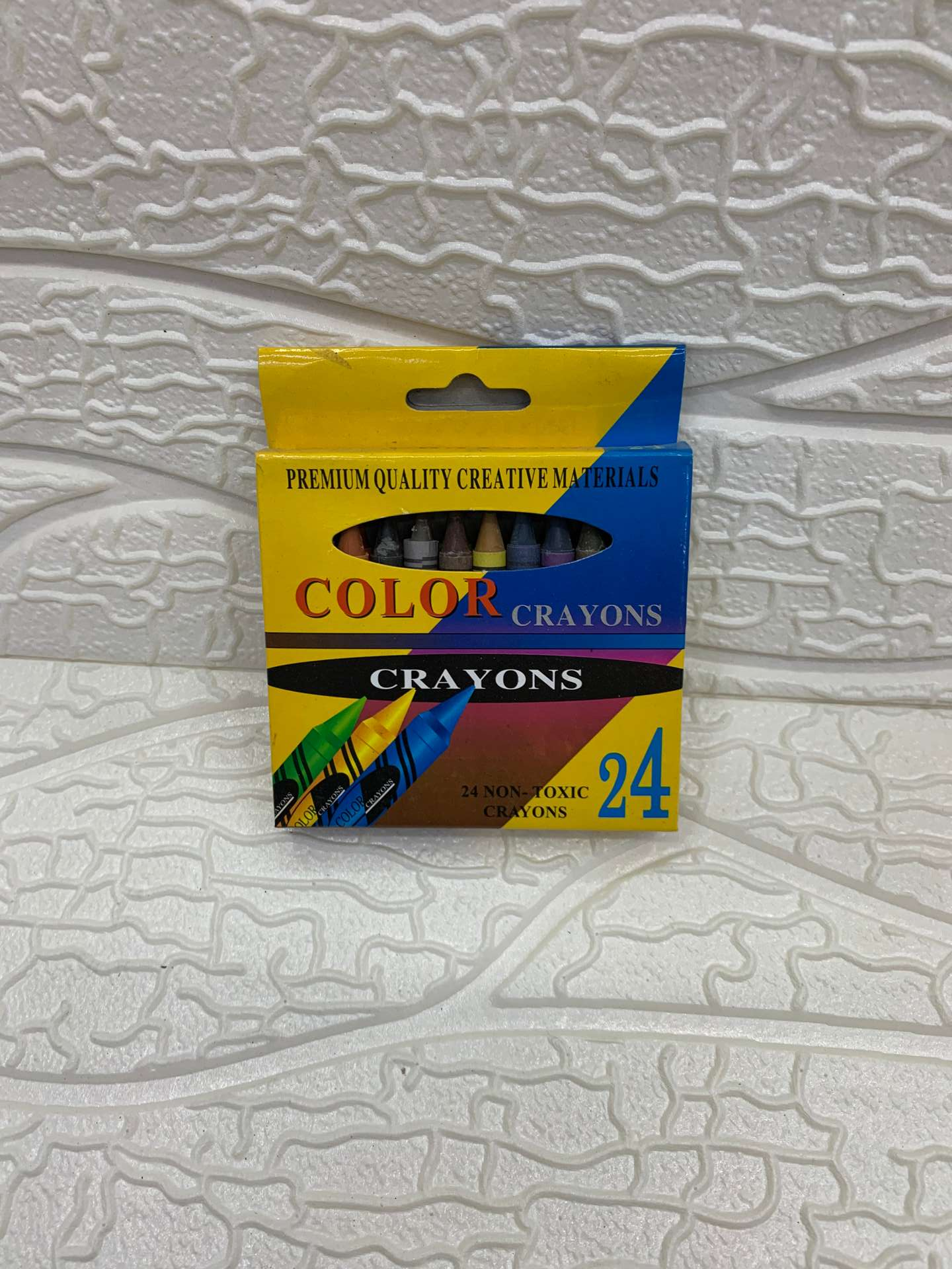 Manufacturers direct to sample custom 24 color crayon children crayon painting crayons thumbnail