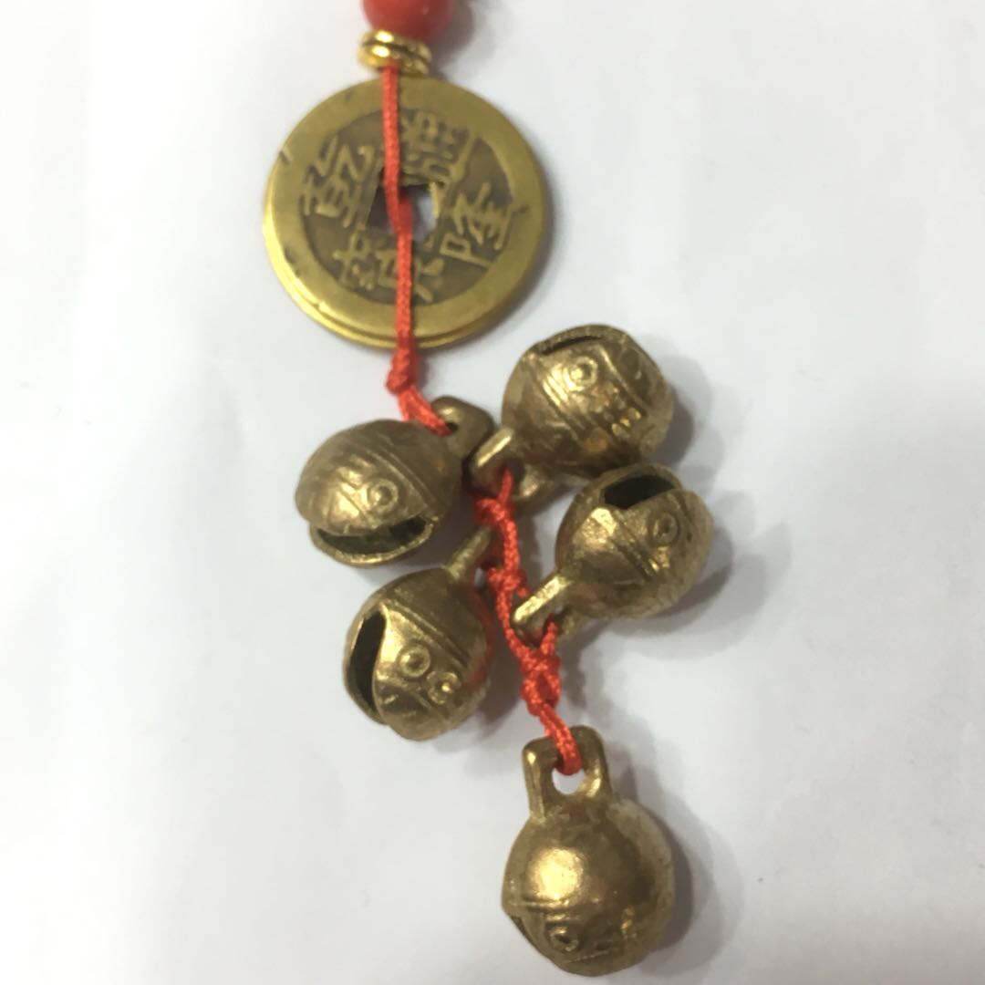 High-end pure copper retro and fashionable exquisite copper coin bell pendant details Picture