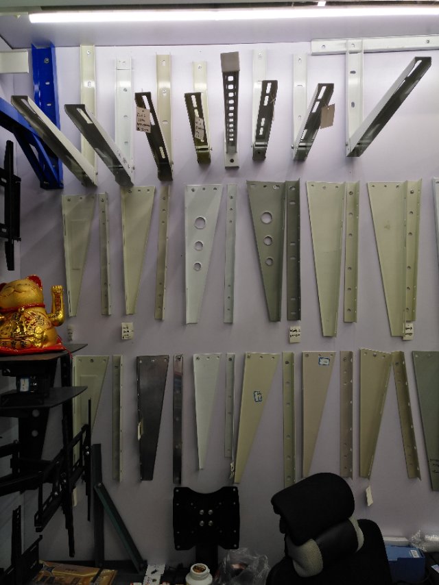 Xiechang Hardware Stamping Parts Factory describe pic - 2