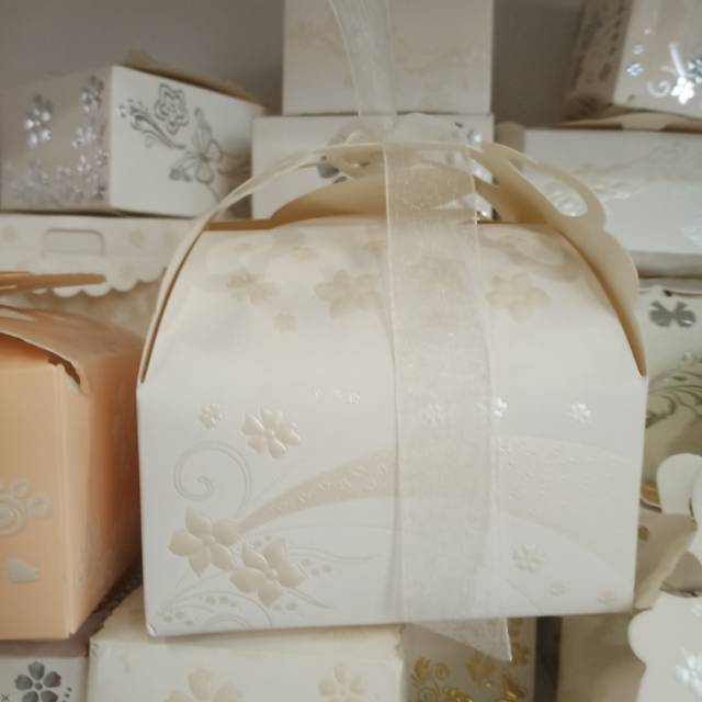创意欧式糖果礼盒装结婚婚礼喜糖盒包装盒个性小号纸盒子空盒袋子
