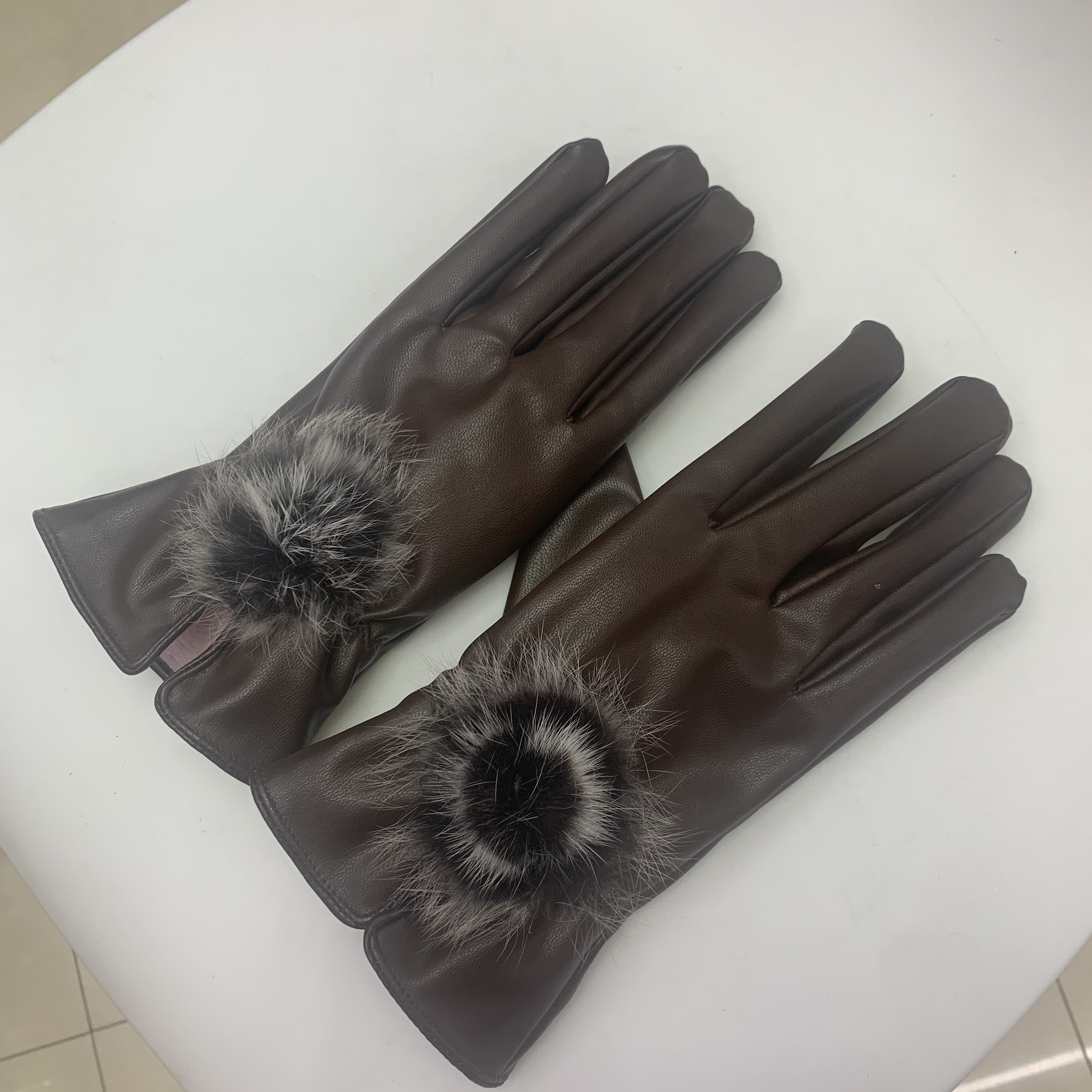 Korean Version Of Winter Pu Real Rabbit Hair Ball Warm Gloves Spring And Autumn Thin Fashion Windproof Gloves