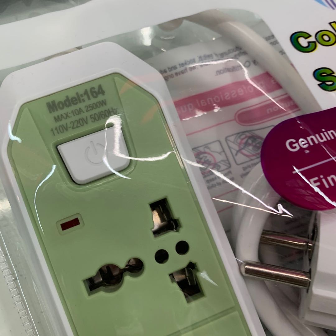 Green Four-Hole Strip Socket Safe Against Leakage details Picture