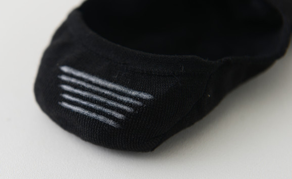 Men's spring and summer solid-colored light-cut anti-slip silicone invisible socks, men's cotton socks, casual short socks details Picture