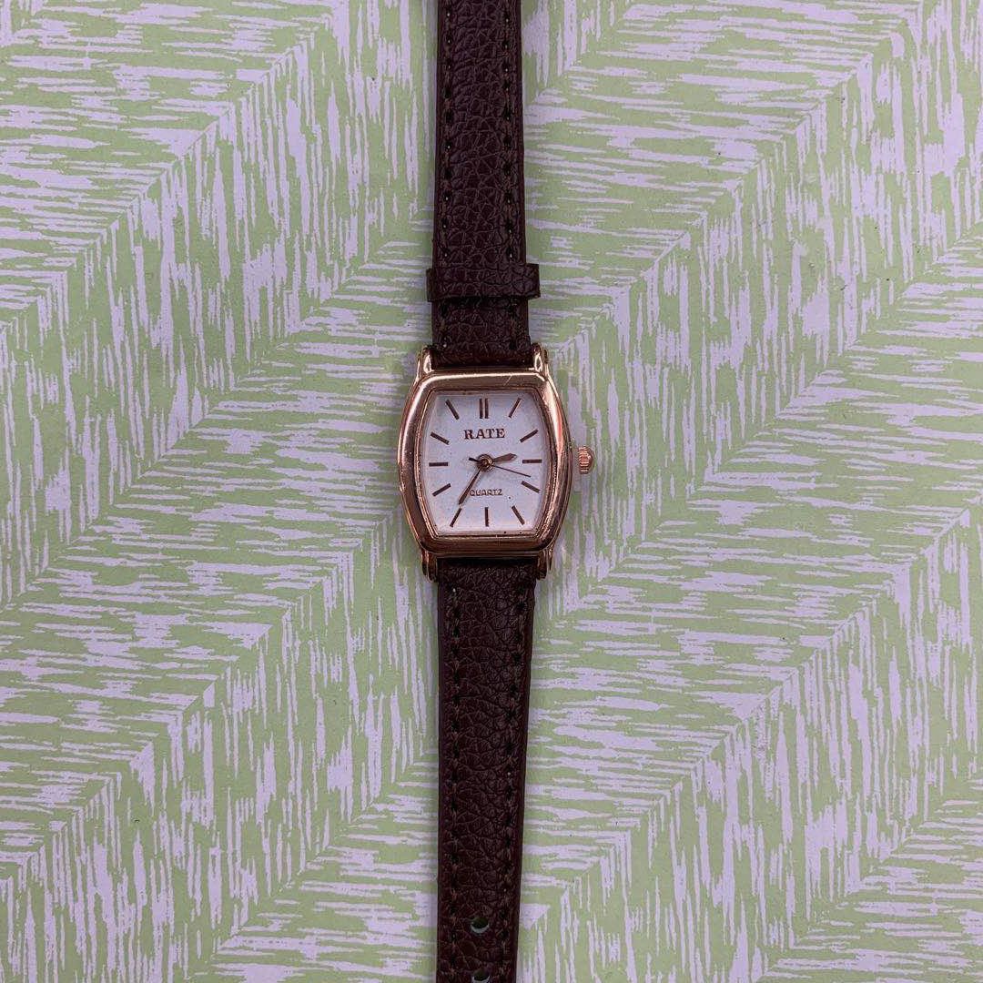 复古时尚小巧防水皮带女士石英表图