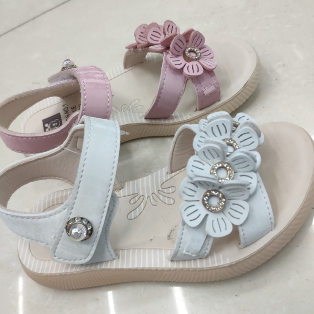 夏季儿童凉鞋大童可爱小花女童凉鞋防滑新款休闲运动透气鞋学生鞋男女童鞋时尚细节图