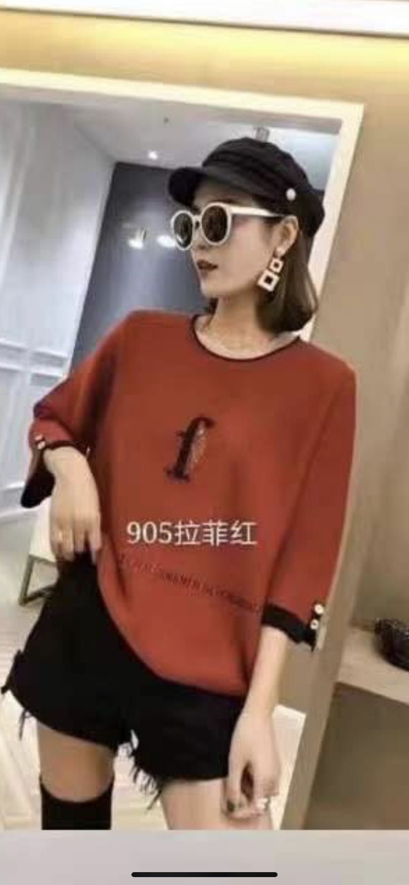 A popular female mid-sleeved T-shirt with a round neck in Korean style Specification image