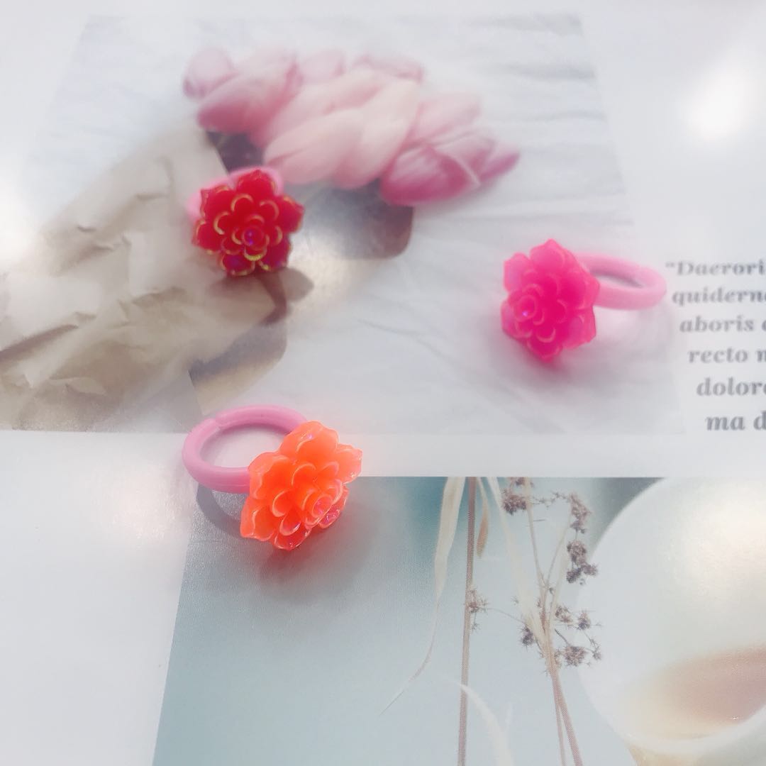 韩版卡通儿童戒指可爱玫瑰花小戒指饰品戒指树脂戒指产品图