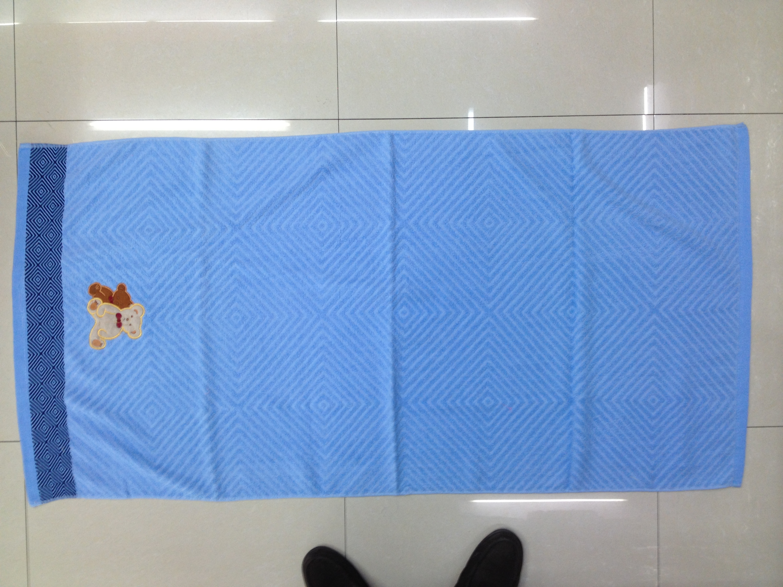 Topou Textile Custom Towel Manufacturers Direct Yarn-Dyed Thick Dark Classic Square Towel Specification drawing
