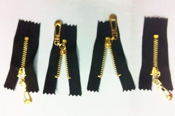 拉链/10号拉链/钥匙环/拉链头皮标/金属拉链条装产品图