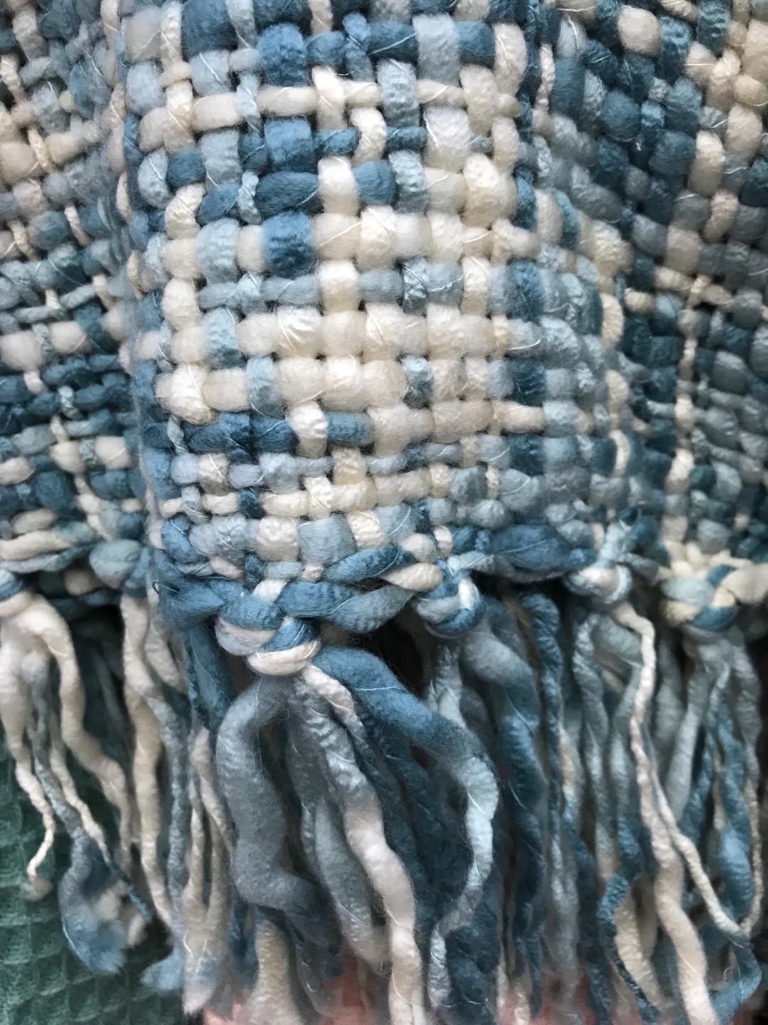 Polyester Drapery Blanket With Fringed Edge In Coarse Mixed Colour Braided Fabric Specification drawing